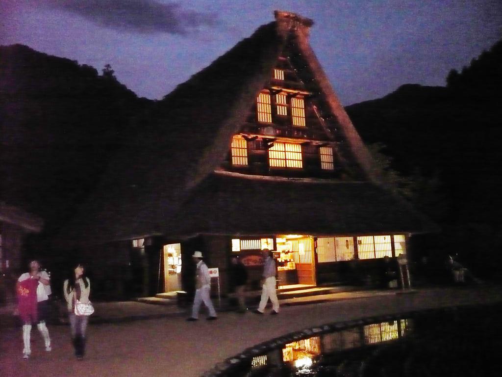 Gokayama Onsen Akaokan Nanto Экстерьер фото