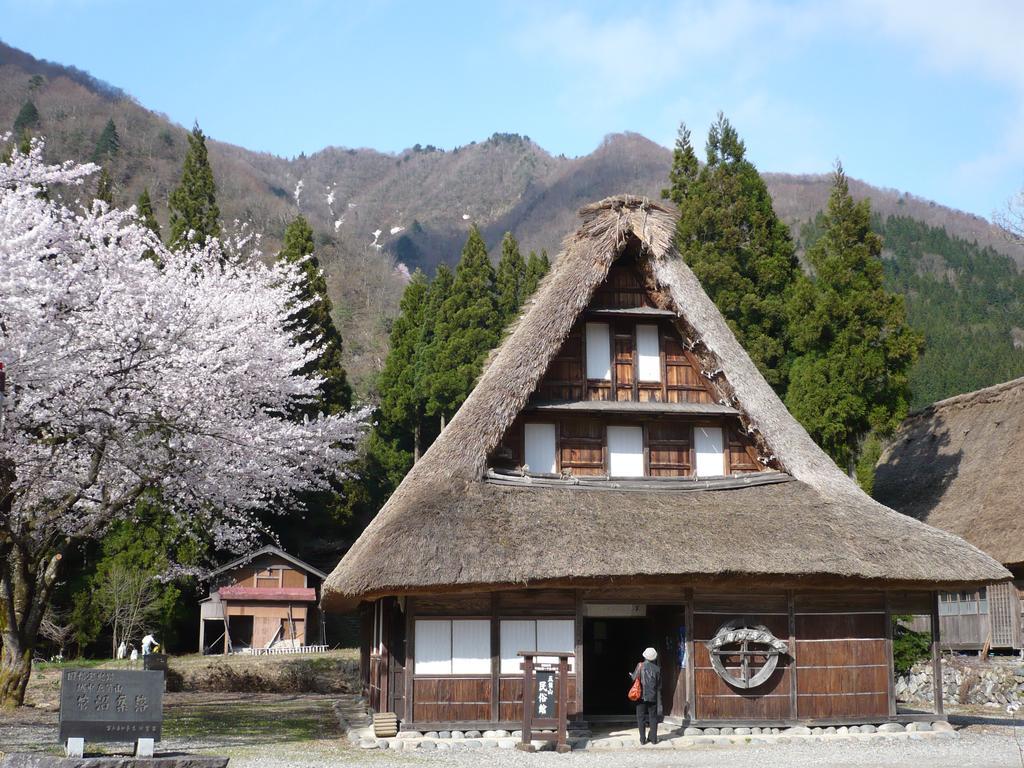 Gokayama Onsen Akaokan Nanto Экстерьер фото