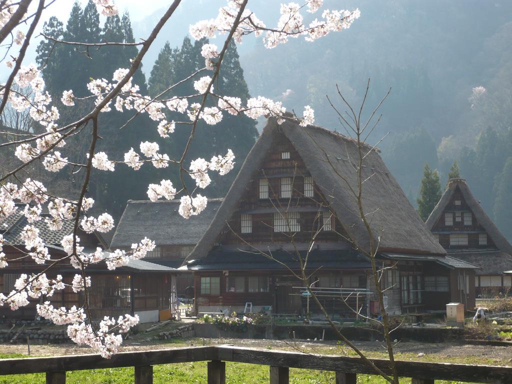 Gokayama Onsen Akaokan Nanto Экстерьер фото