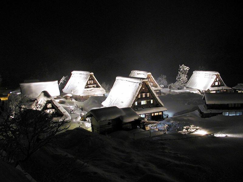 Gokayama Onsen Akaokan Nanto Экстерьер фото